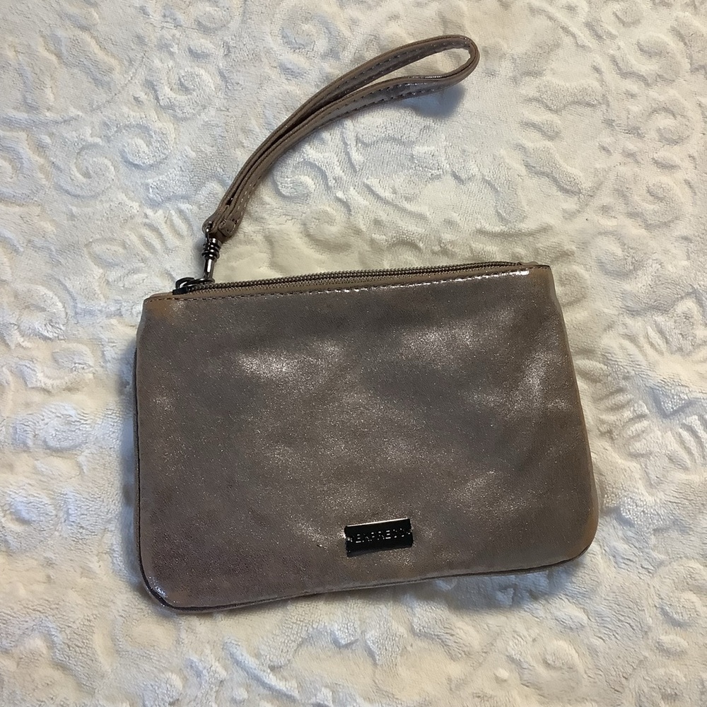 Express metallic wristlet
